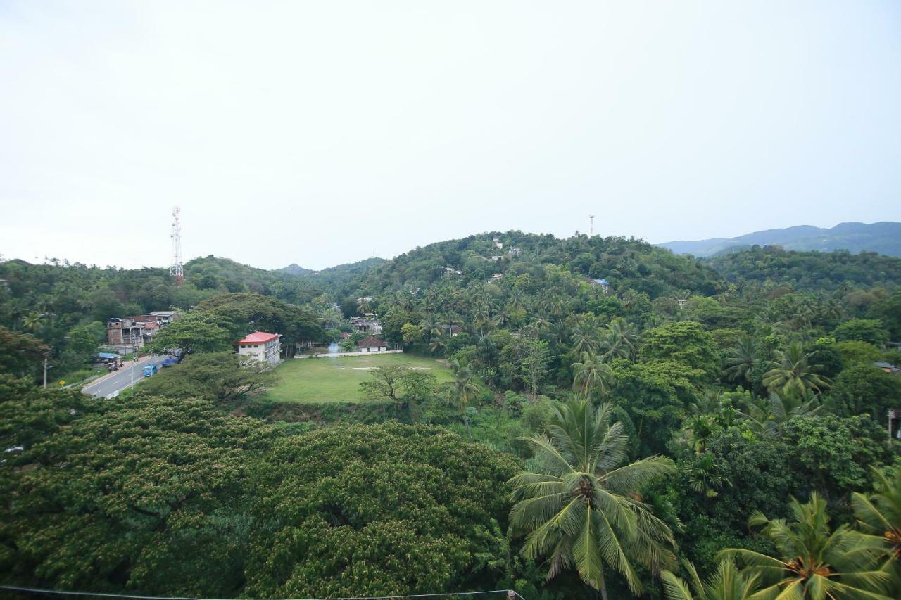Rivendell Hotel Kandy Exterior photo