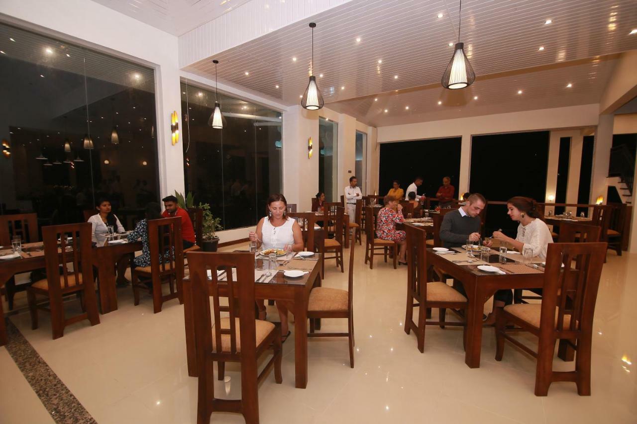 Rivendell Hotel Kandy Exterior photo